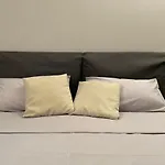 Brixhome דירה *