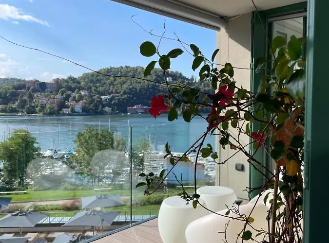 Brixhome Apartament *