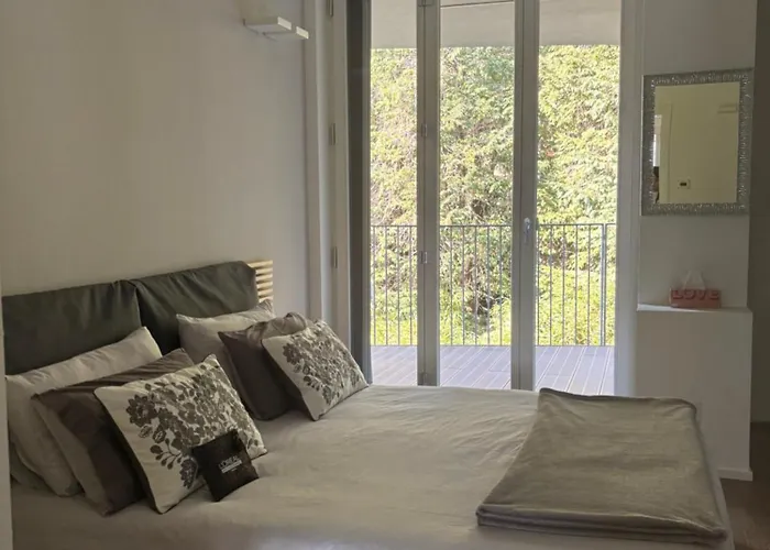 Brixhome * Laveno-Mombello